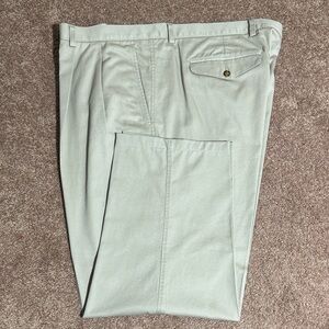 NWOT Cutter & Buck Men's Soft Tan Khakis Size 48B